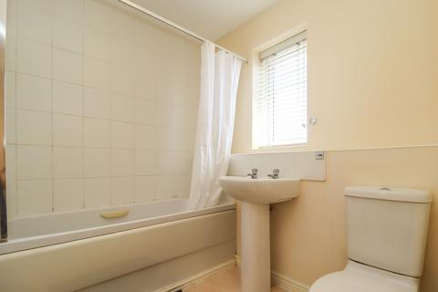 2 bedroom flat for sale, Pinehurst Walk, Boston Boulevard, Warrington