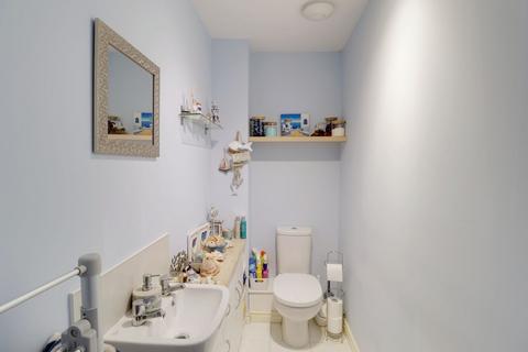 2 bedroom semi-detached house for sale, Bredle Way, South Ockendon RM15