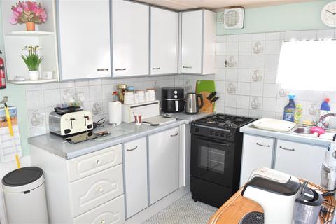 2 bedroom park home for sale, Harrogate Road, Ripon