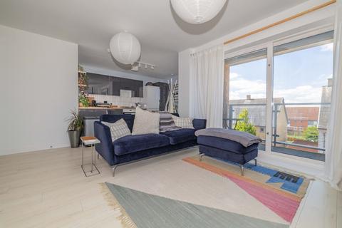 2 bedroom flat for sale, John Amoore Lane, Ashford, Kent, TN23