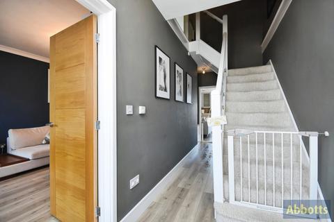 3 bedroom detached house for sale, Branch Road, Benfleet, Essex, SS7