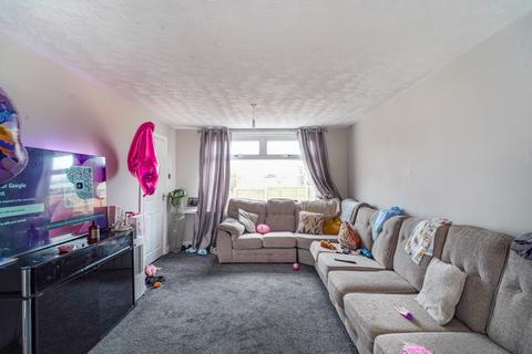 3 bedroom terraced house for sale, Woodbridge Vale, Leeds LS6