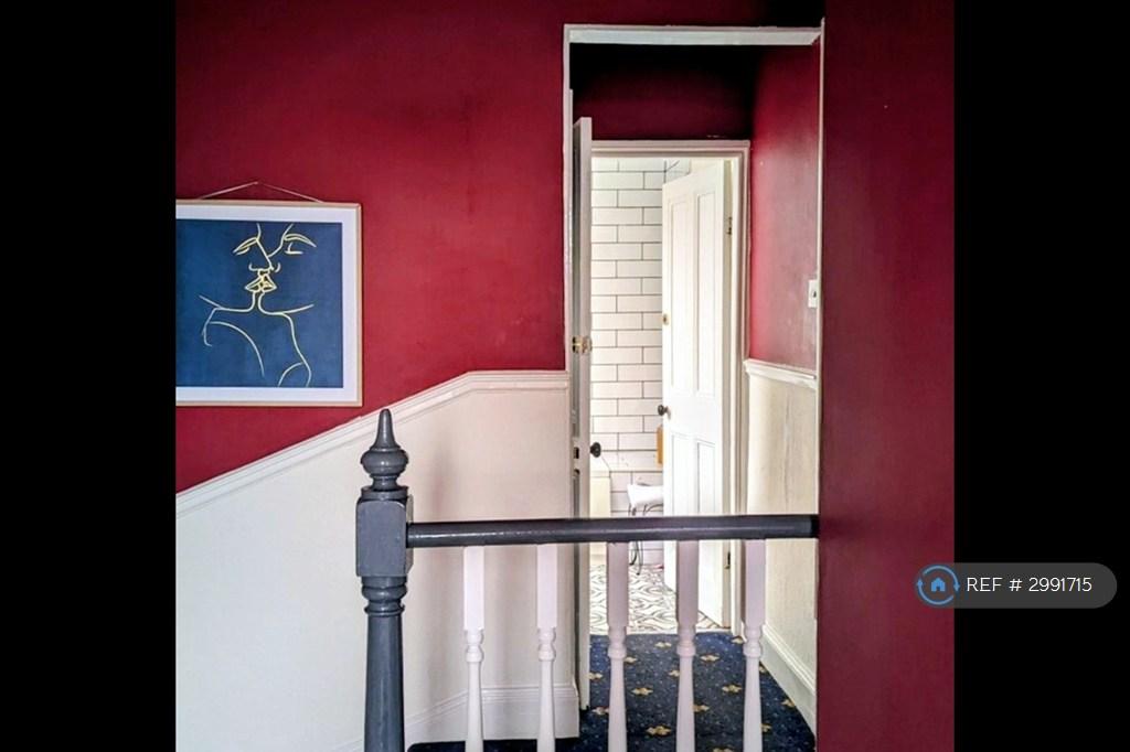House in Leeds, Headingley Hill, Hyde Park - View 6