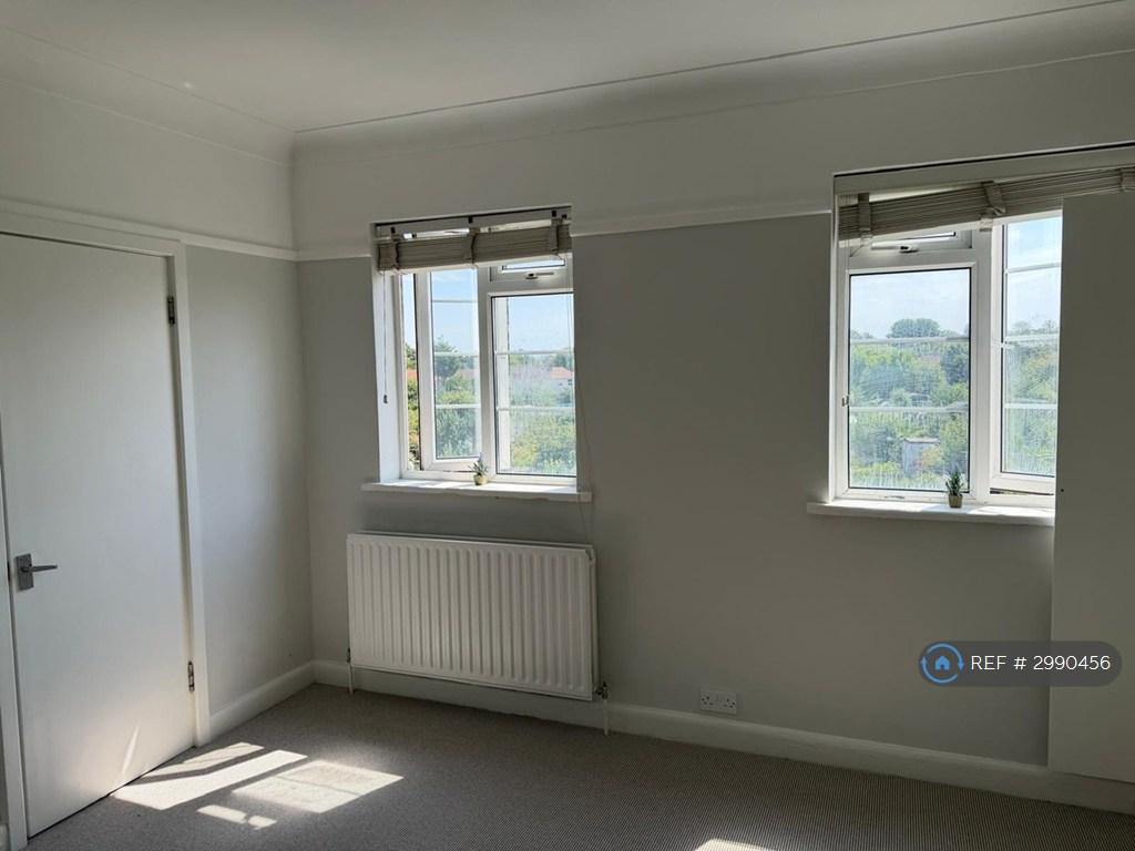 Apartment in London - View 3