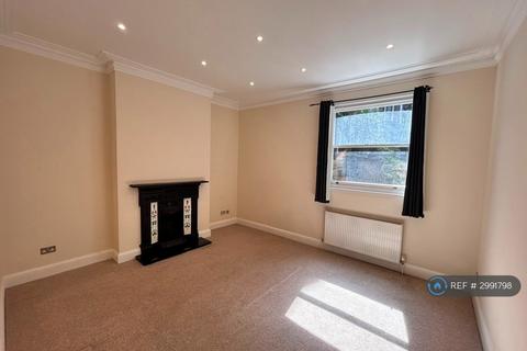 2 bedroom flat to rent, Hemberton Road, London, SW9