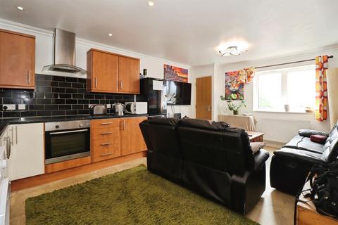 2 bedroom flat for sale, Two Mile Hill Road, Bristol