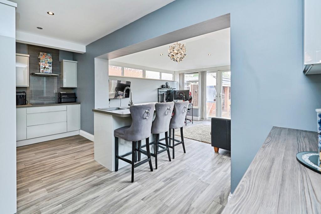 House in Walsall, Blakenall Heath - View 3