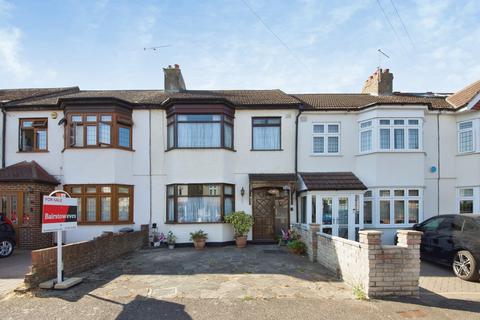 Hillcrest Road, Hornchurch, RM11