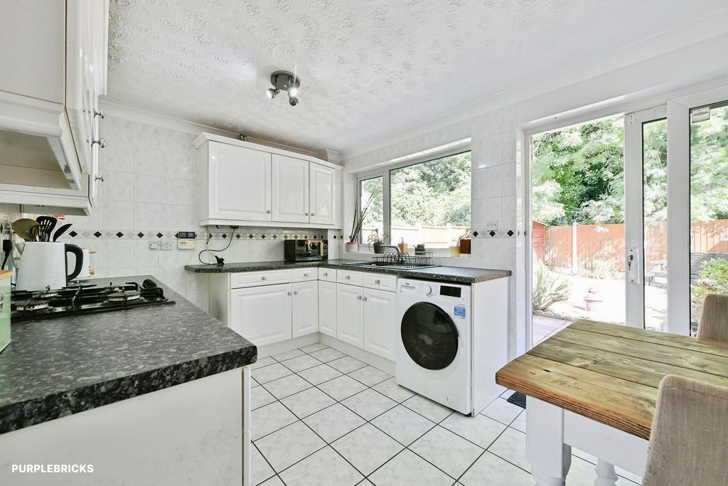 House in Nottingham, Cinderhill - View 3