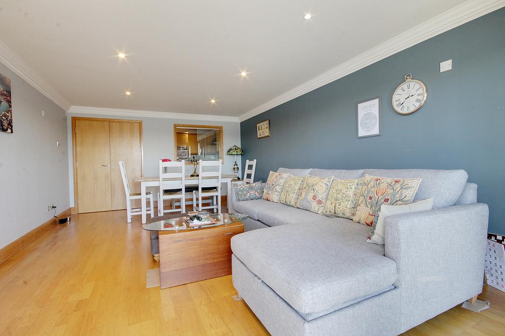 Apartment in London - View 5
