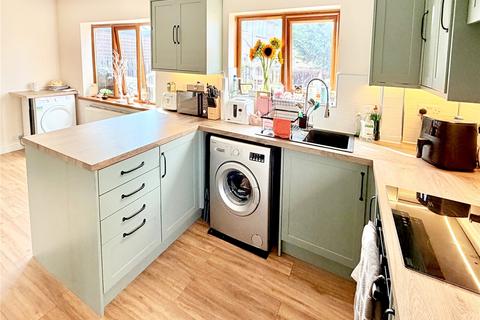 3 bedroom semi-detached house for sale, Wortley Avenue, Barnsley S73
