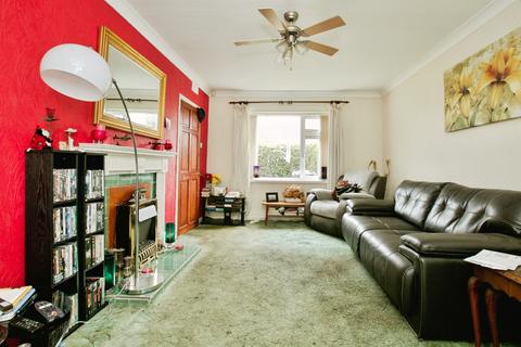 3 bedroom semi-detached house for sale, Conan Road, Conisbrough, Doncaster