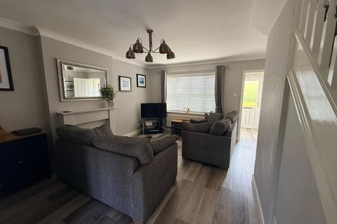 2 bedroom terraced house to rent, Taylors Rise, Walkington
