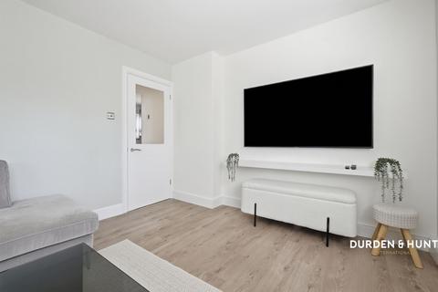 undefined, Turners Close, Ongar, CM5