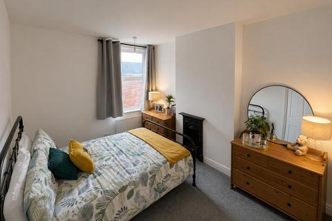 3 bedroom house to rent, Evelyn Street, Beeston, Nottingham