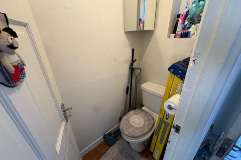 3 bedroom semi-detached house for sale, Craigmore Avenue, West Didsbury, M20