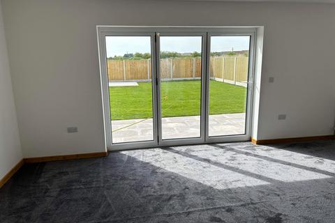 3 bedroom detached bungalow for sale, Eric Avenue, Chapel St Leonards, PE24 5UF