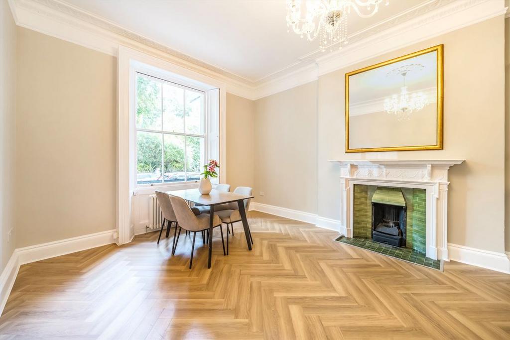 Dining room, fireplace