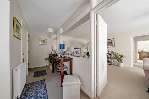 2 bedroom ground floor flat for sale, 2 Beach Road, Branksome Park, Poole
