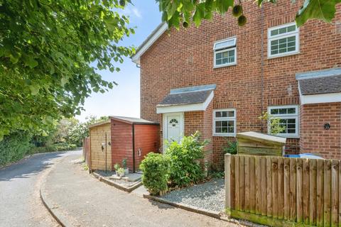 1 bedroom end of terrace house for sale, Foxglove Lane, Chessington, KT9