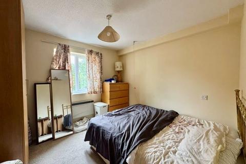 2 bedroom retirement property for sale, Rayners Lane, Harrow HA2