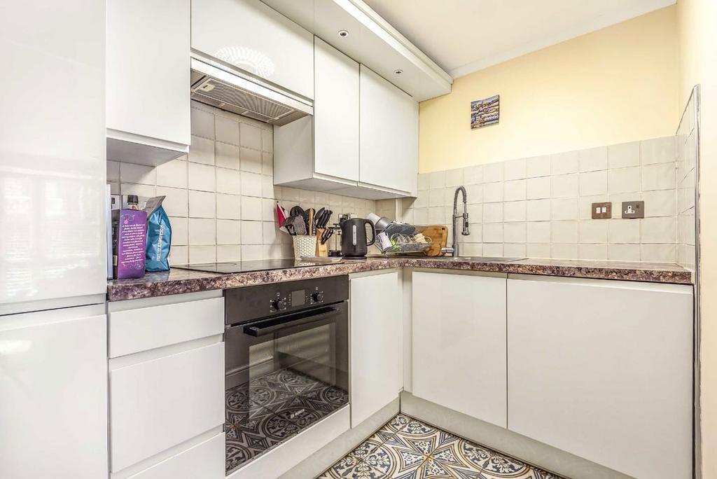 Apartment in London - View 4