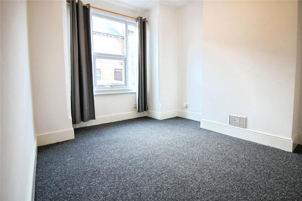 House in Reading, Spring Gardens, Whitley - View 2