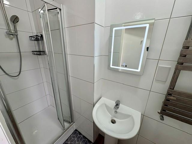 Apartment in Birmingham, Acocks Green - More