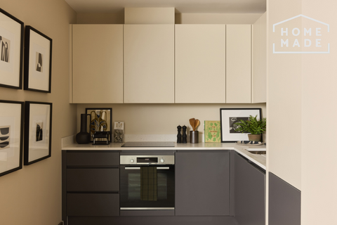 3 bedroom flat to rent, Bale & Anchor, Conington Road, SE13