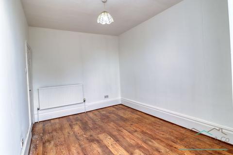 undefined, High Street, Rushden, NN10 0PQ