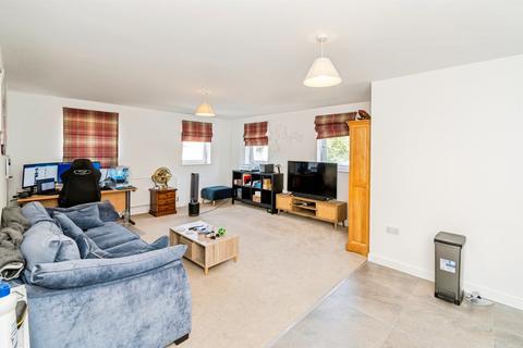 2 bedroom flat for sale, Conduct Gardens, Eastleigh