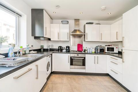 2 bedroom flat for sale, Conduct Gardens, Eastleigh