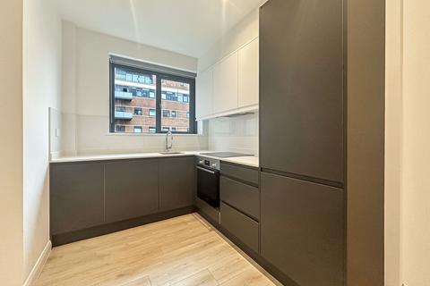 1 bedroom apartment to rent, Bath Road, Slough, Berkshire, SL1