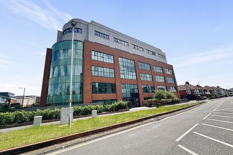 1 bedroom apartment to rent, Bath Road, Slough, Berkshire, SL1