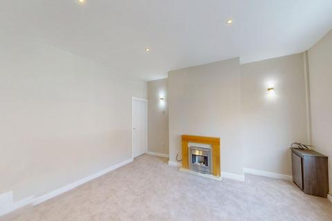 2 bedroom terraced house to rent, King Street, Westhoughton, BL5