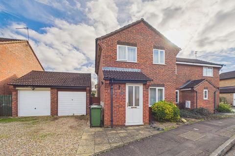 3 bedroom semi-detached house for sale, Paulsgrove, Peterborough PE2