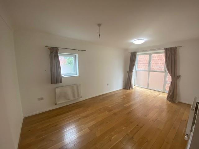 House in Manchester, Fallowfield Triangle, Moss Side - More