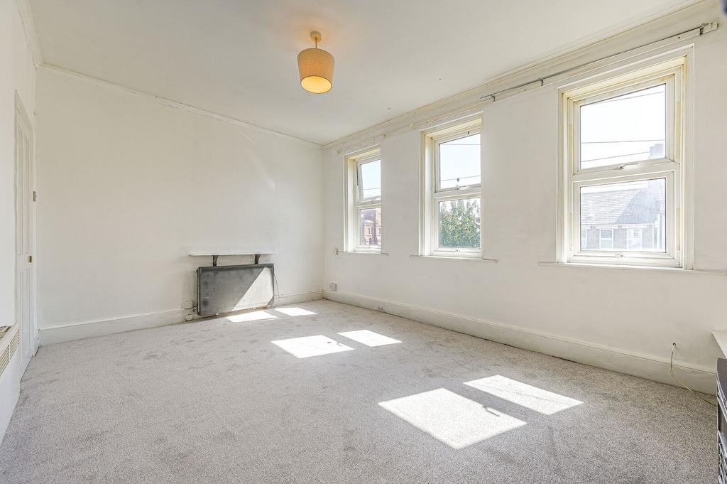 Bedroom, fireplace