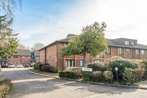Park Avenue, Enfield
