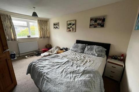 3 bedroom terraced house to rent, Colwell Drive, Witney, OX28