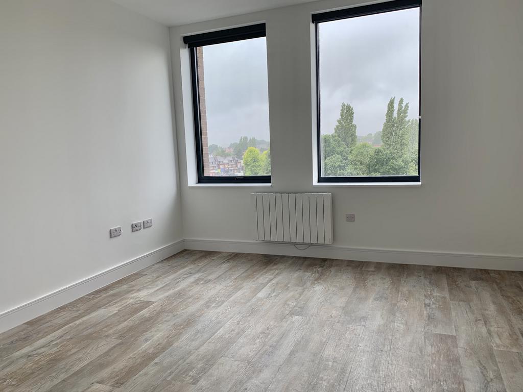Apartment in Birmingham, Lyndon Green - View 4