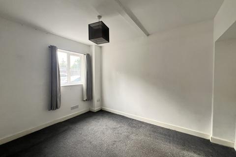 2 bedroom flat to rent, -64 Thanet Street, Chesterfield, S45