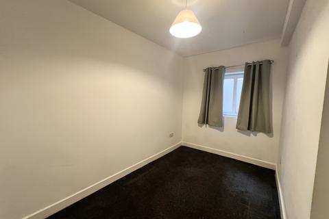 2 bedroom flat to rent, -64 Thanet Street, Chesterfield, S45