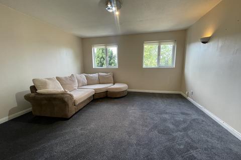 2 bedroom maisonette to rent, Amanda Close, Chigwell IG7