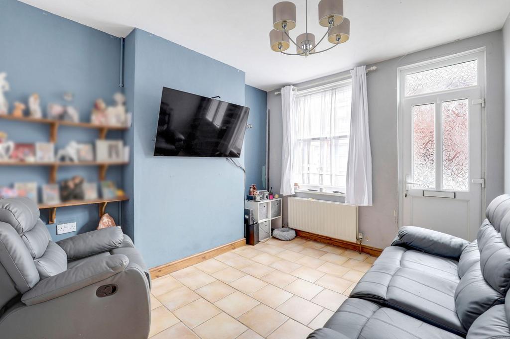 House in Nottingham, Old Basford - View 2