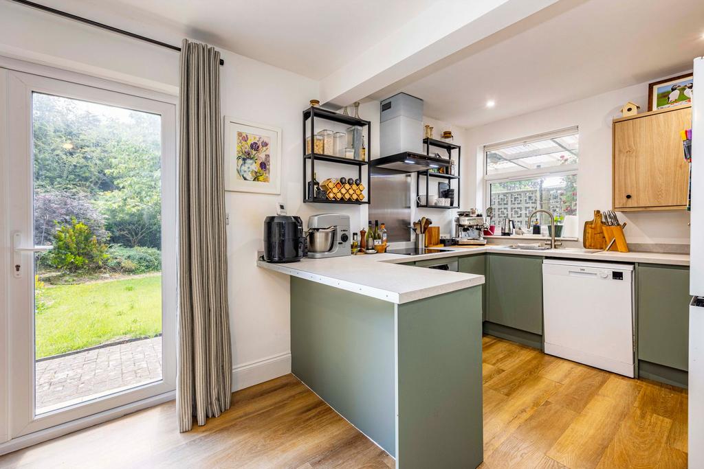 House in Nottingham, Chilwell - View 5