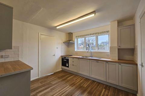 3 bedroom terraced house to rent, Ash Grove, Upton St. Leonards, GL4