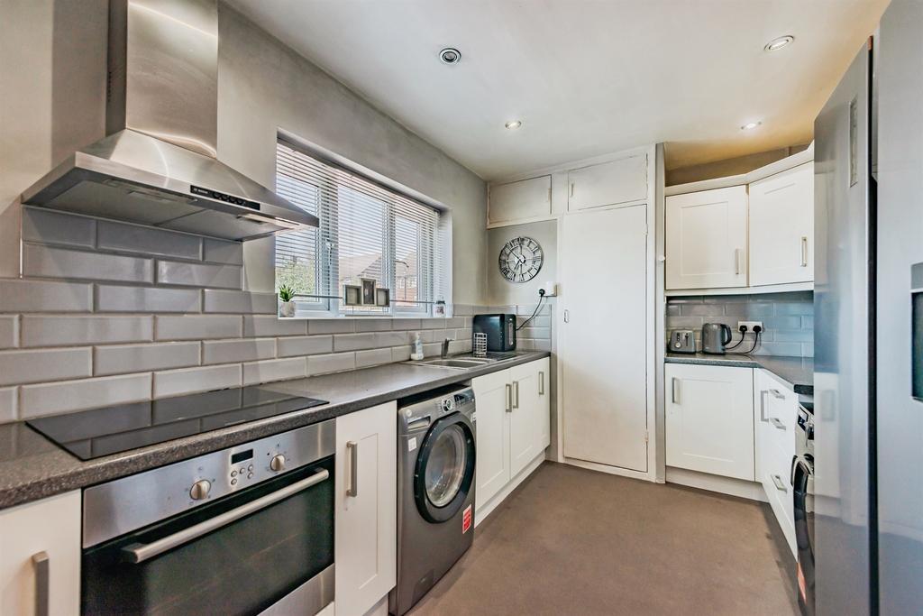 House in Reigate and Banstead, Surrey - View 4