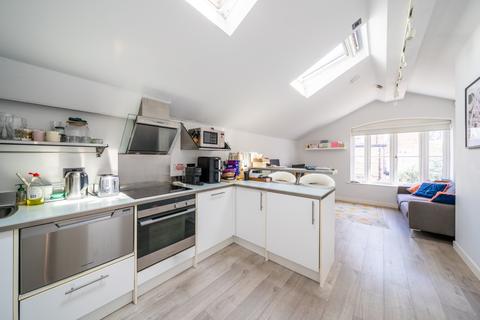 1 bedroom flat to rent, Claylands Place London SW8