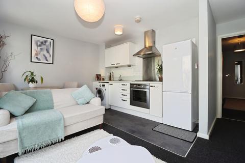 1 bedroom flat for sale, Yalland Close, Bristol, Somerset, BS16